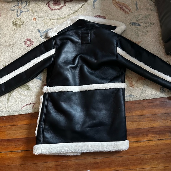 Abercrombie & Fitch Black and Cream Shearling Jacket - Picture 7 of 9